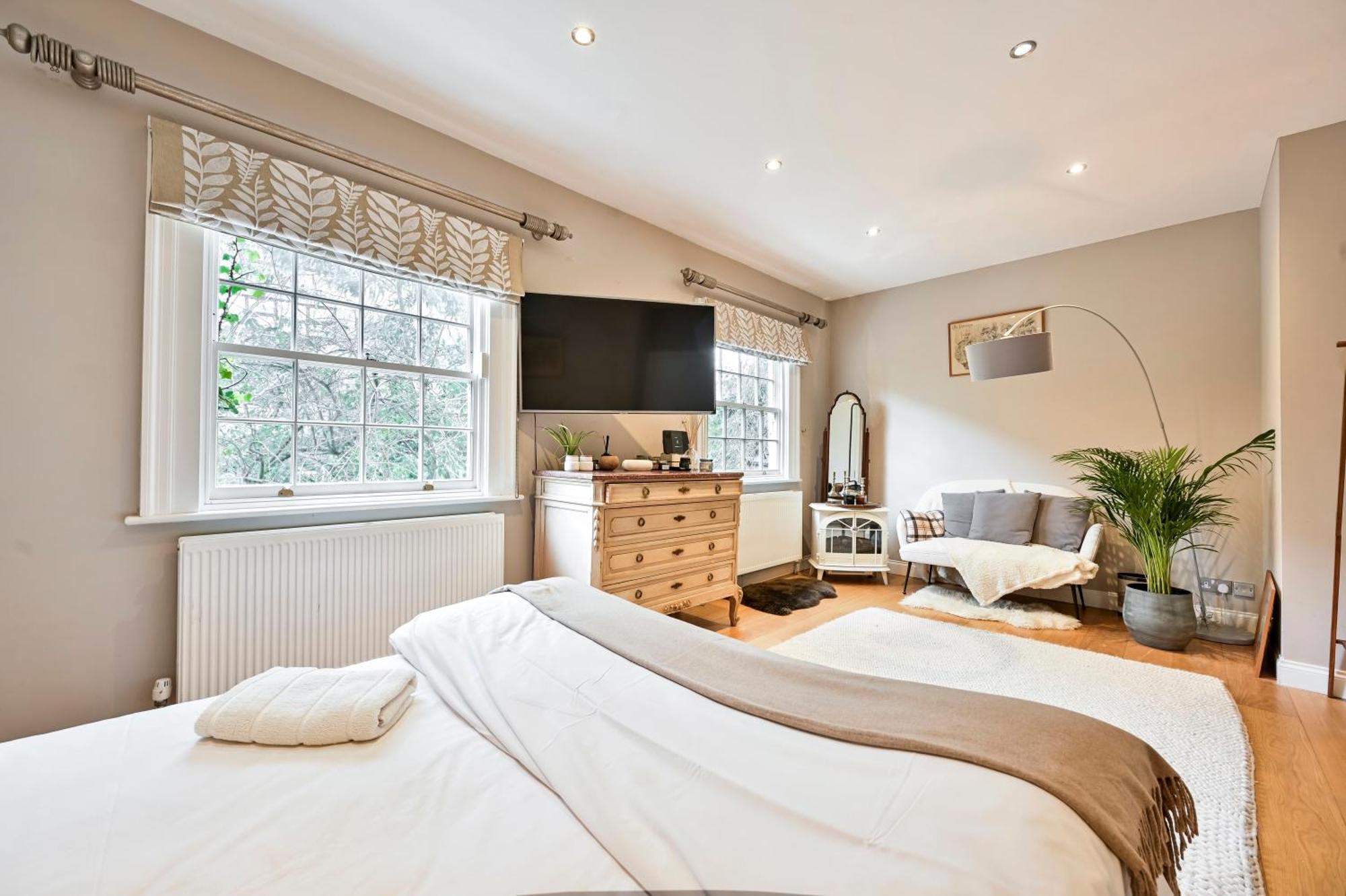 Magnificent 2 Bed Hyde Park Mews House Appartement Londen Buitenkant foto