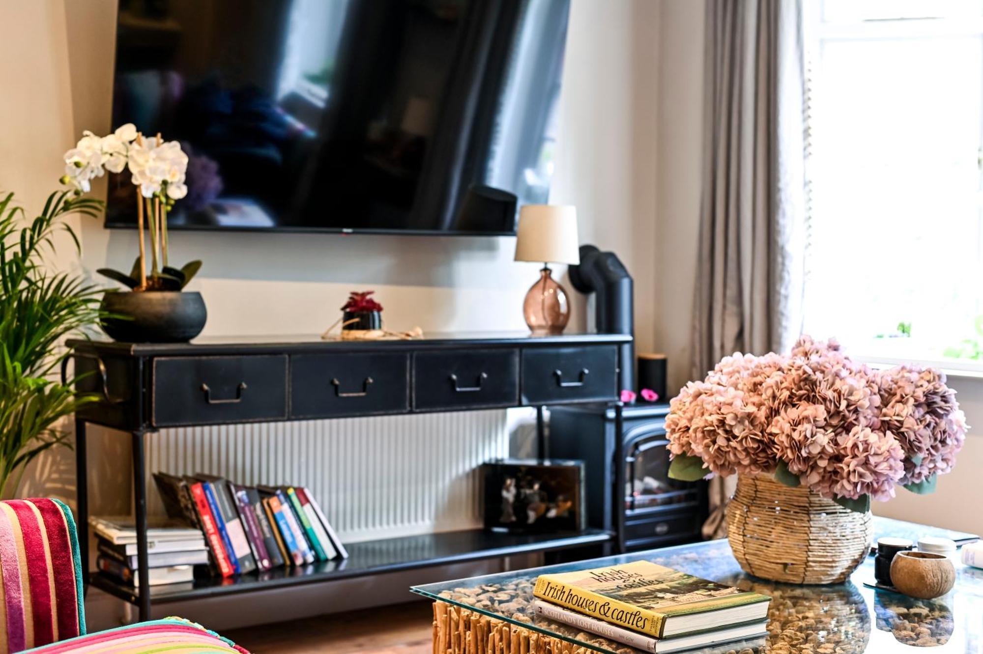 Magnificent 2 Bed Hyde Park Mews House Appartement Londen Buitenkant foto