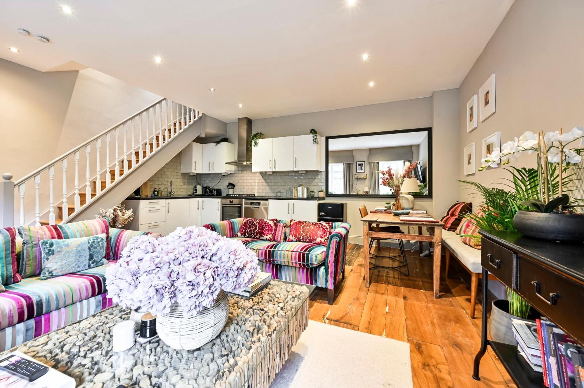 Magnificent 2 Bed Hyde Park Mews House Appartement Londen Buitenkant foto